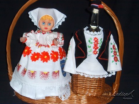 Croatian souvenirs, Croatian national costumes